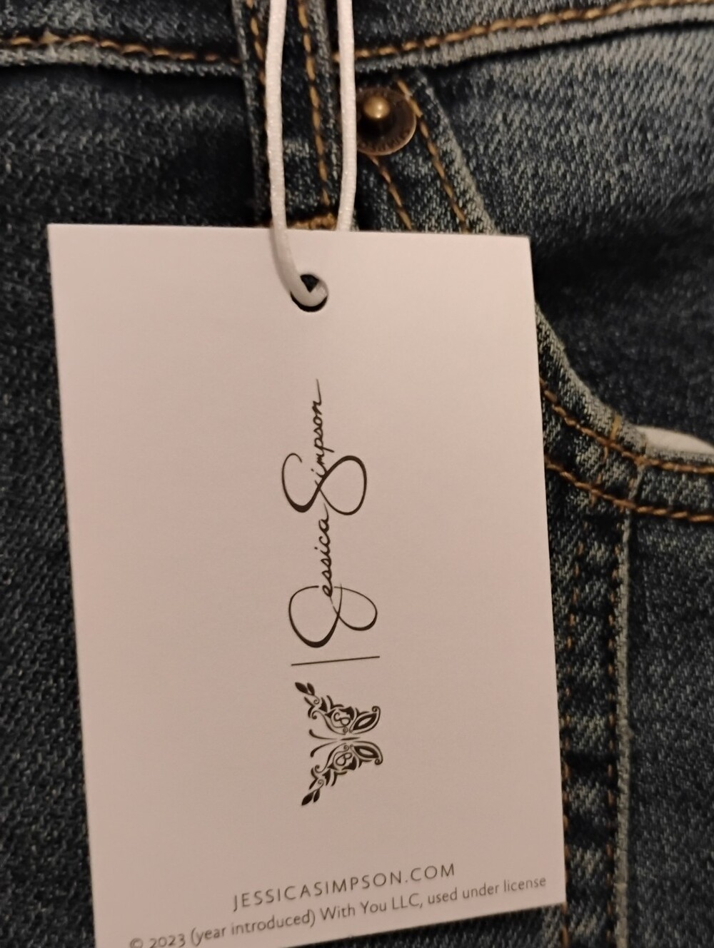 Jessica Simpson Women's Daisy Flare Fitted Flare in Dark Wash Size Plus 24W - Picture 12 of 16